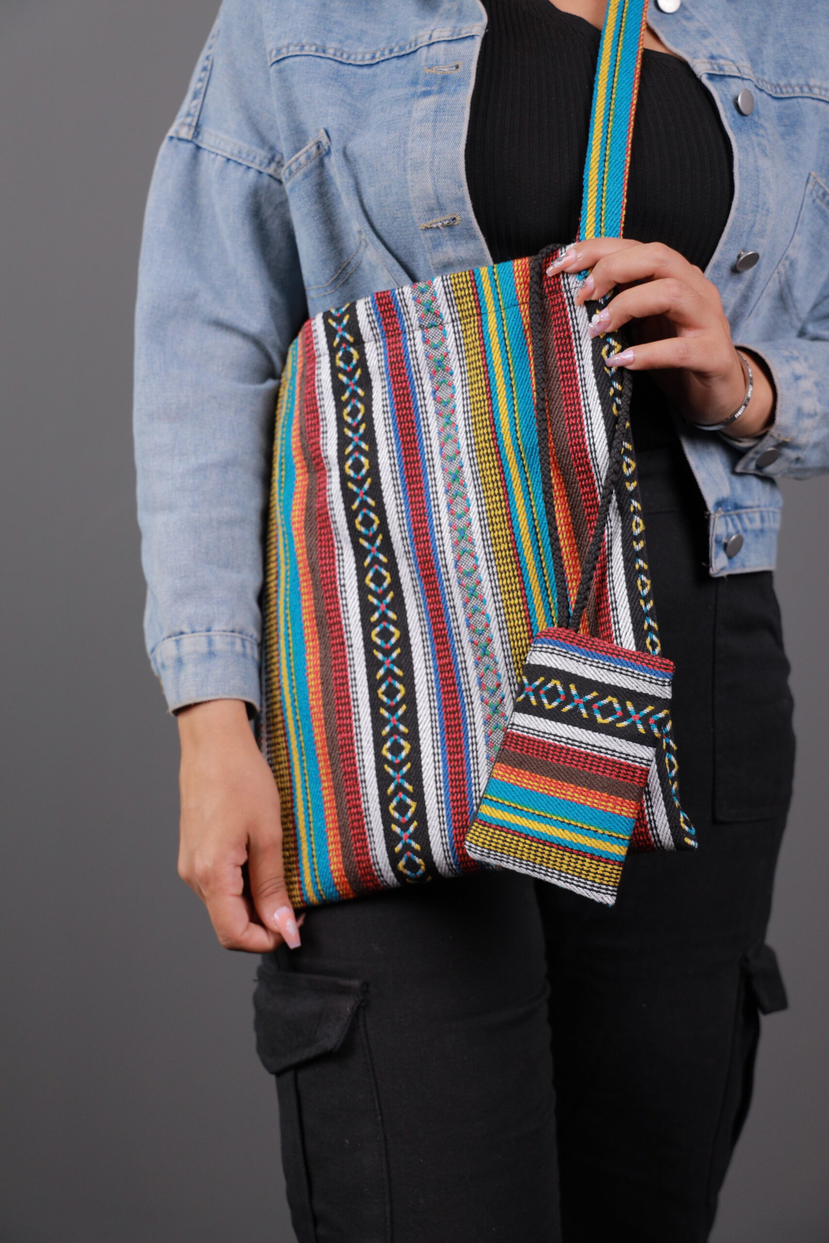 Sadu Crossbody Tote with Matching Wallet - Image 6