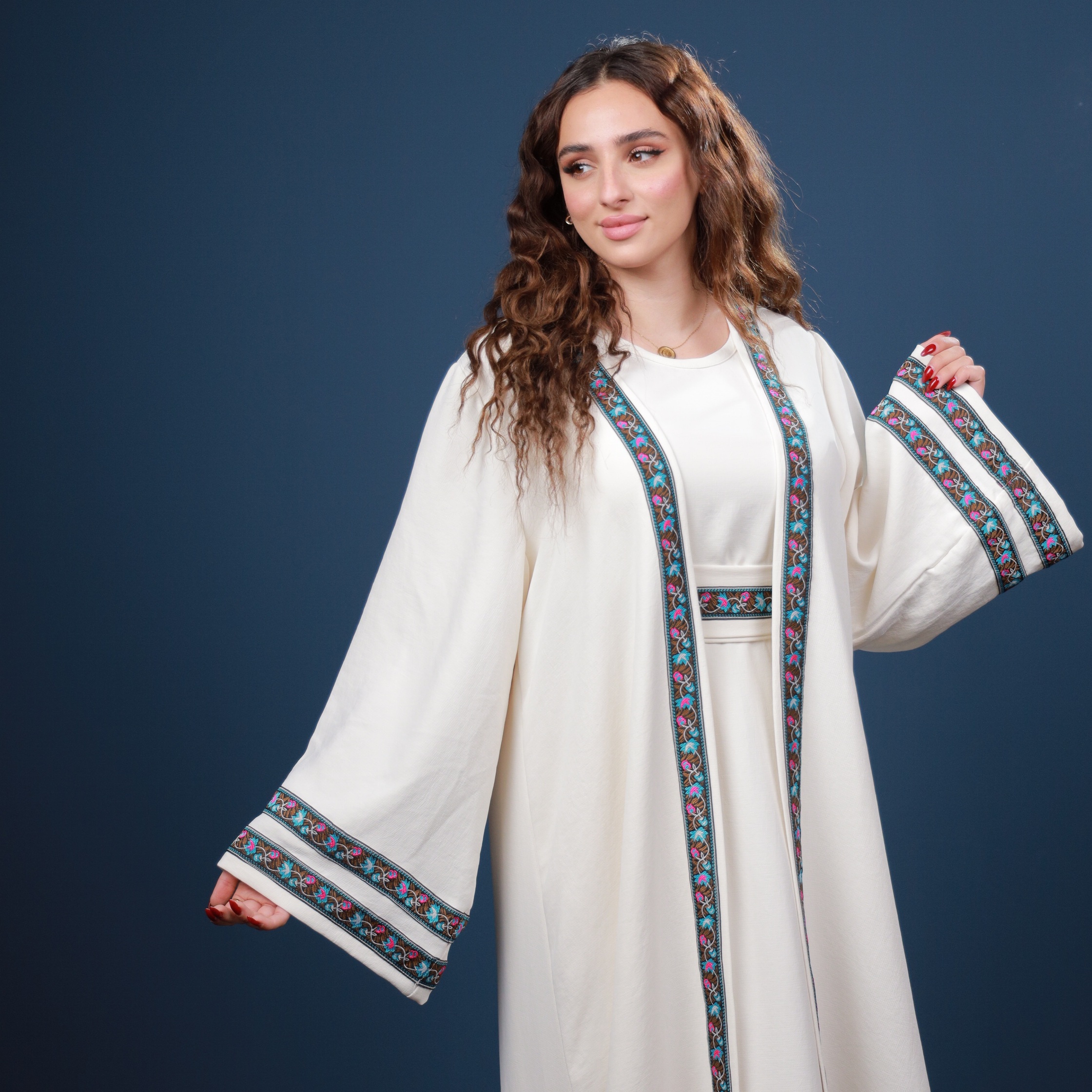 Elegant Ivory Abaya - Image 4